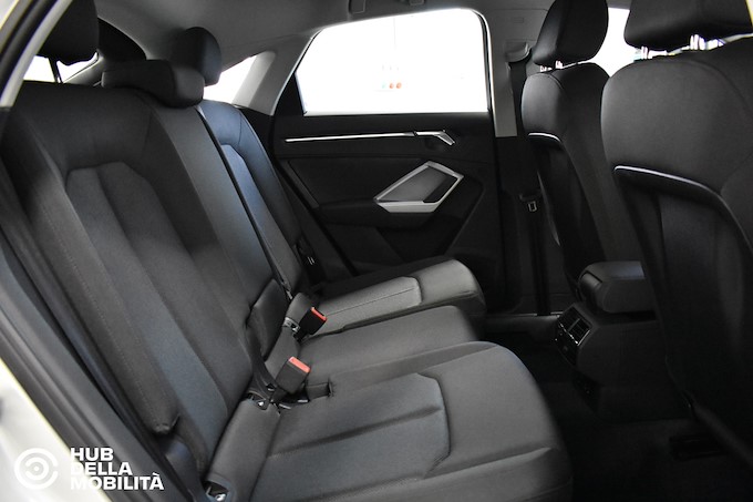 AUDI Q3 SPB 40 TDI quattro S tronic S line edition